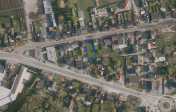 Projectgrond van 7a 60ca met gunstige ligging in het centrum van As. Haar ligging aan de Steenweg zorgt voor een vlotte verbinding naar Genk, Oudsbergen en omstreken met directe toegang tot de Europalaan en de E314.

Contacteer ons gerust voor meer info o