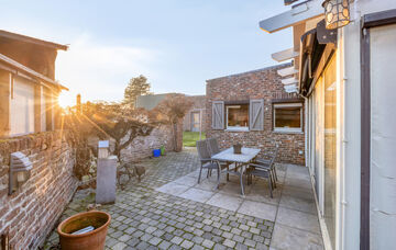 Gebouw voor gemengd gebruik te koop in Kinrooi