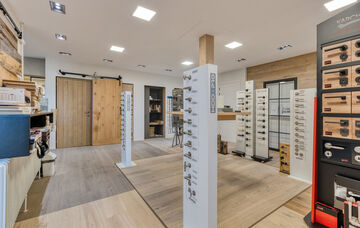 Gebouw voor gemengd gebruik te koop in Kinrooi