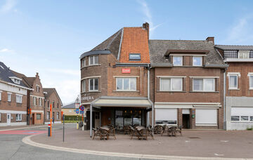 Gebouw voor gemengd gebruik te koop in Maasmechelen