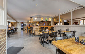 Gebouw voor gemengd gebruik te koop in Maasmechelen