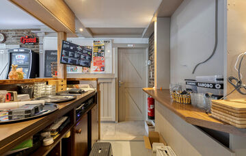 Gebouw voor gemengd gebruik te koop in Maasmechelen