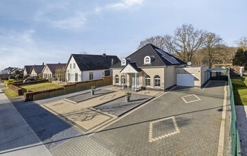 Villa te koop in Bree